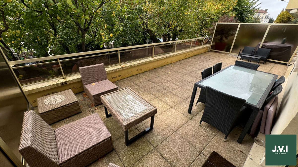 Appartement à ENGHIEN-LES-BAINS