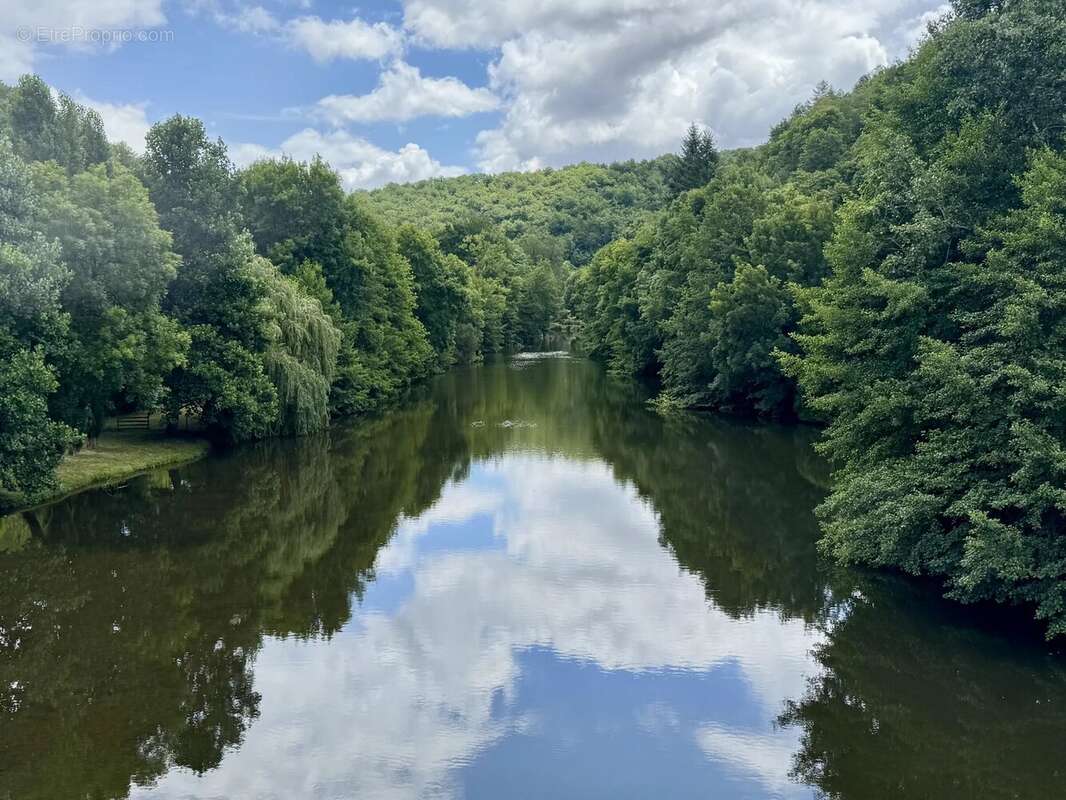 Maison à MIRANDOL-BOURGNOUNAC