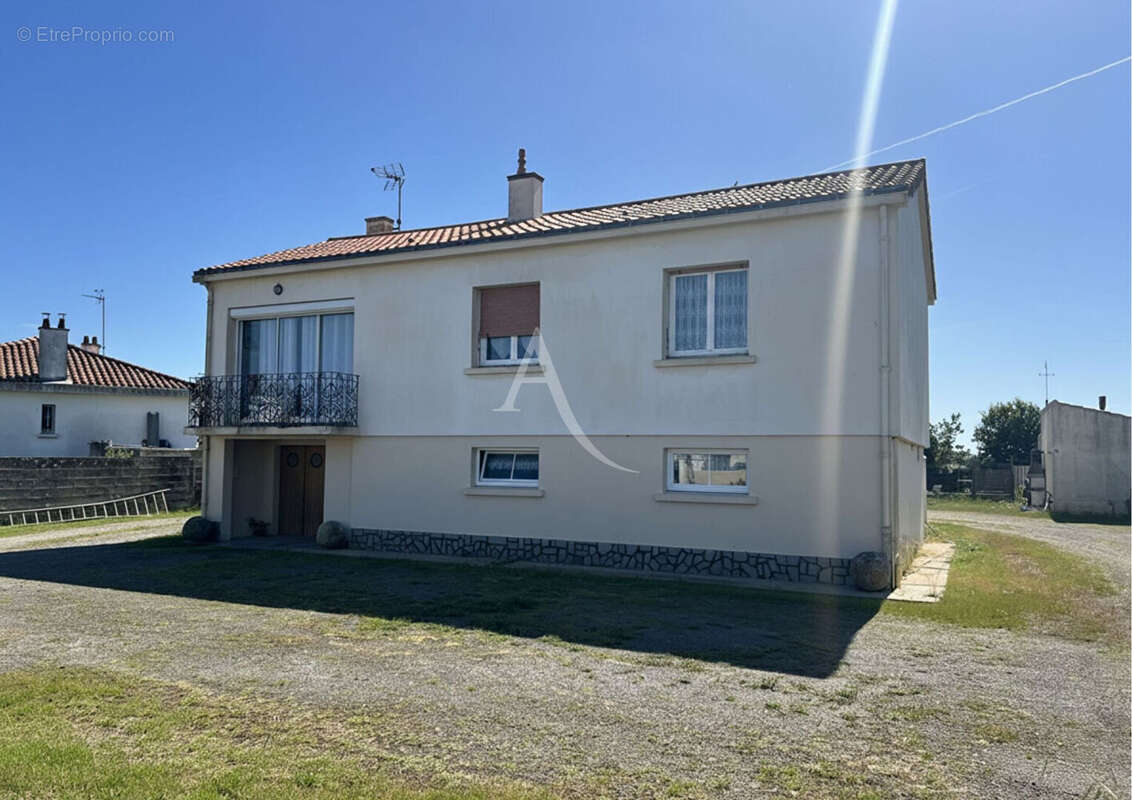 Maison à BEAUVOIR-SUR-MER