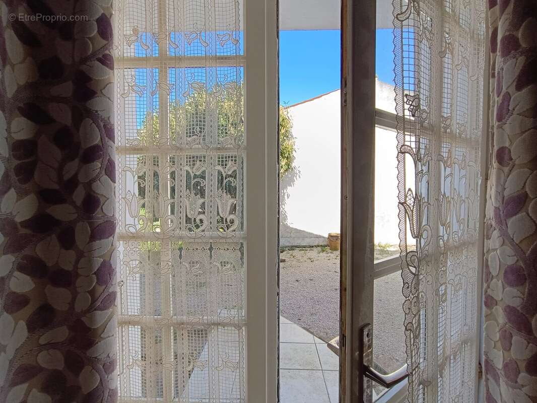 Jolie maison de village avec maison d'amis - photo 10