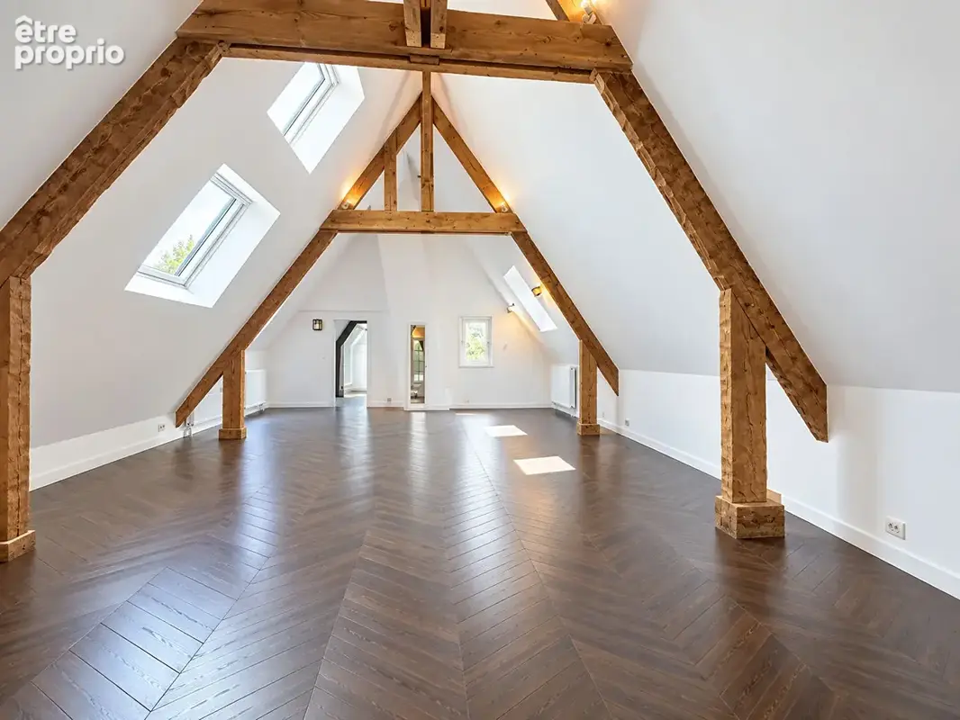 MARNES-LA-COQUETTE Demeure familiale de 330 m² - photo 12
