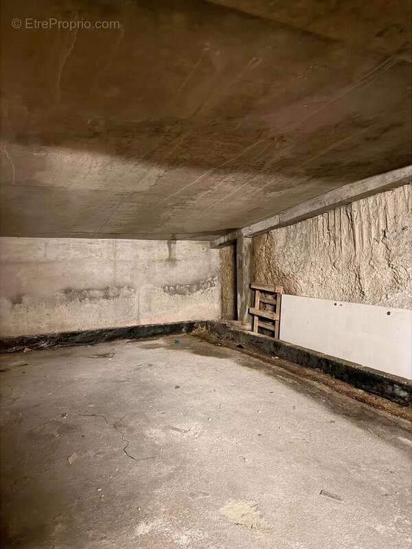 Parking à PARIS-5E