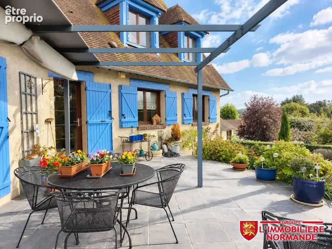 Belle maison familiale édifiée sur sous-sol total - photo 2