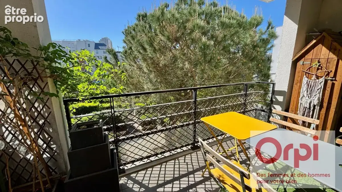Photo Appartement à Issy-Les-Moulineaux au prix de 849 750€