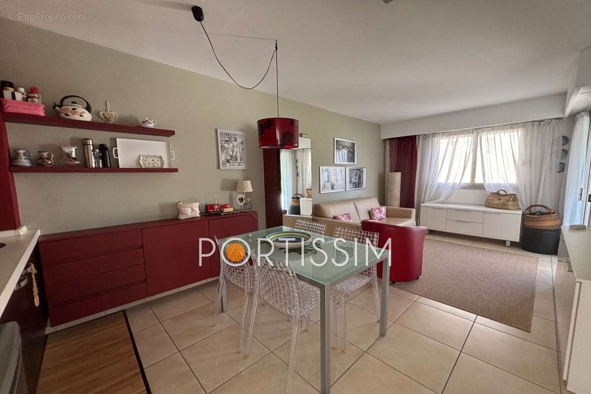 Appartement 31 m² à Saint-Laurent-Du-Var  - photo 4