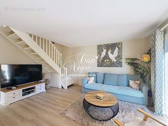Maison de charme clé en main avec jardin proche du centre ville et des plages de cavalaire sur mer à vendre - golfe de saint tro - photo 13