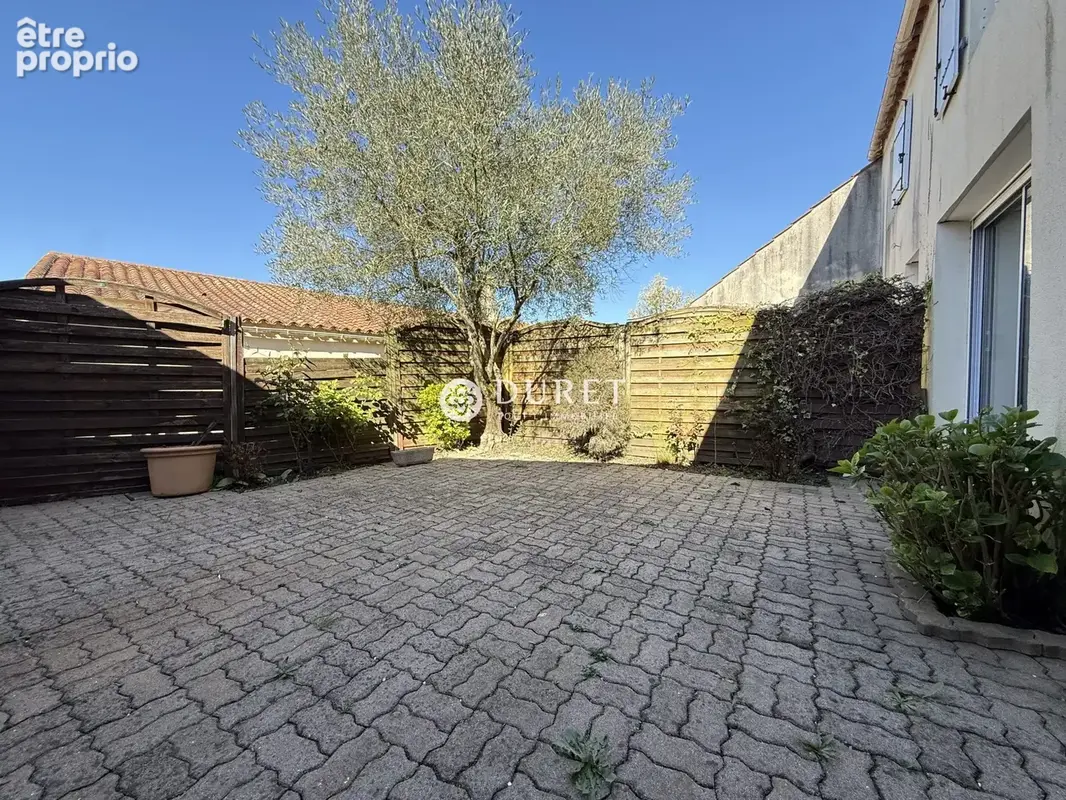Maison 5 pièces 160 m² à vendre à Les Clouzeaux (85430) - photo 3