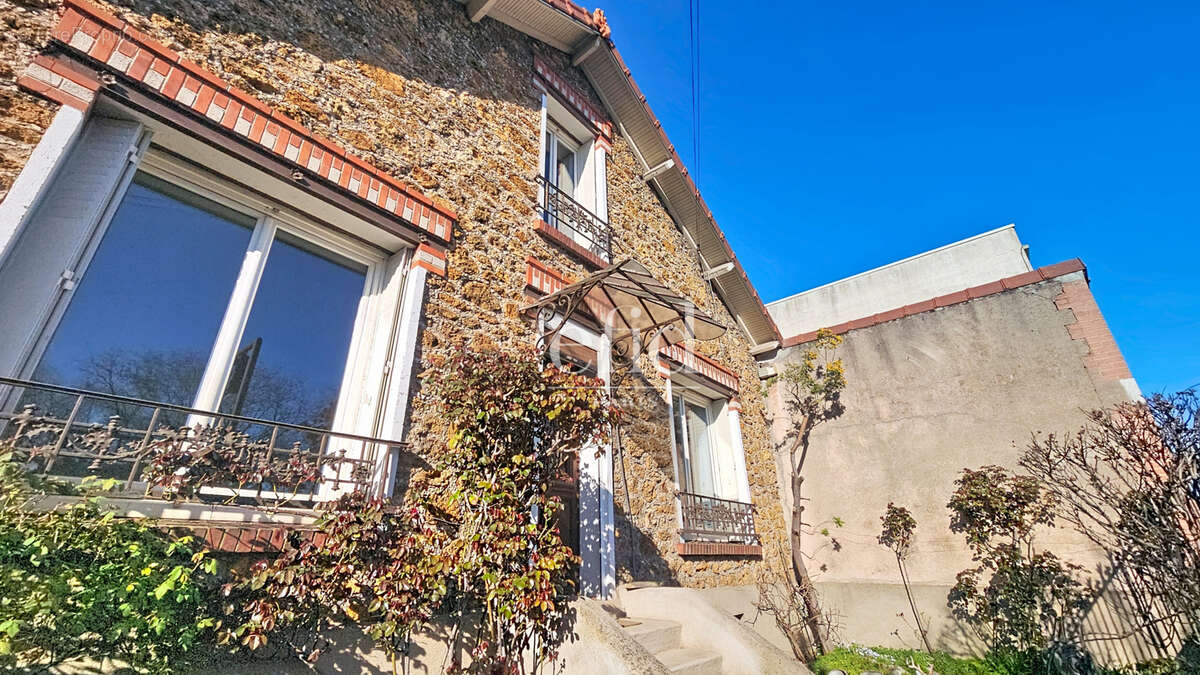 Maison à VITRY-SUR-SEINE