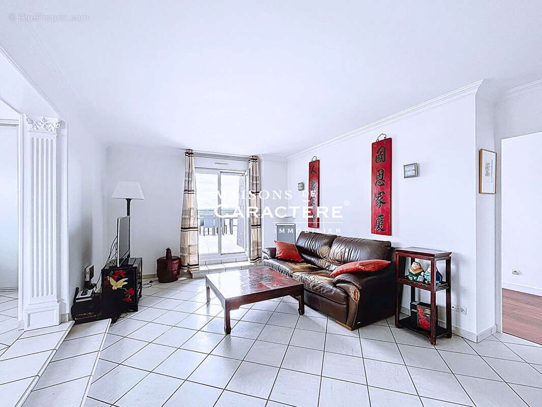 Appartement à VERNEUIL-SUR-SEINE