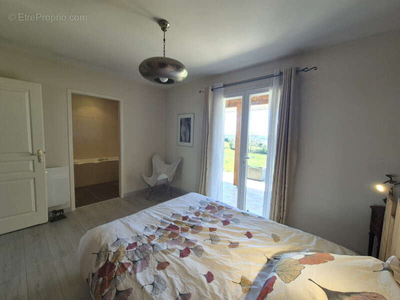 Maison contemporaine de plain-pied avec vue dominante, 4 chambres– Saint-Puy (32310) - photo 9