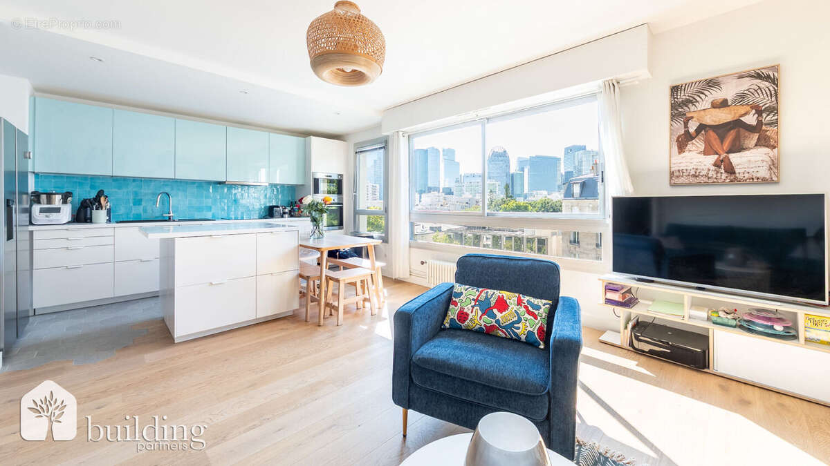 Appartement à COURBEVOIE