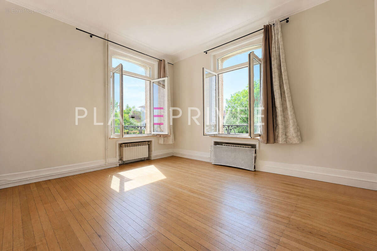 Appartement avec terrasse et stationnement - photo 9