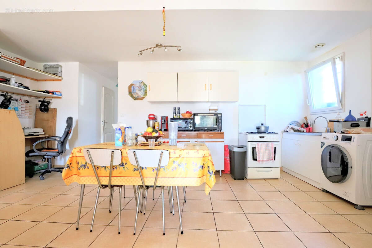 Appartement à PIGNANS