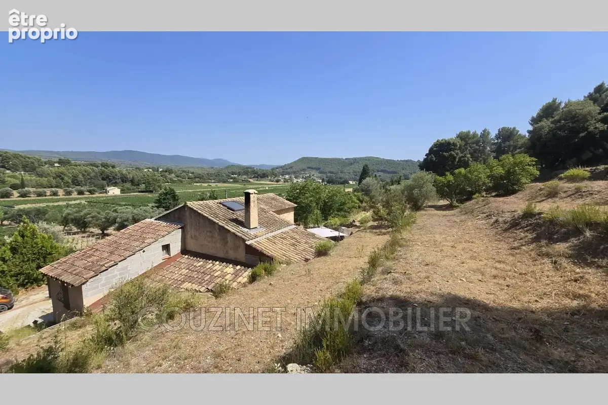 Maison 7 pièces 172 m² à vendre à Le Castellet (83330) - photo 4