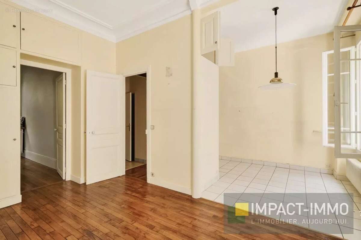 Appartement à ASNIERES-SUR-SEINE