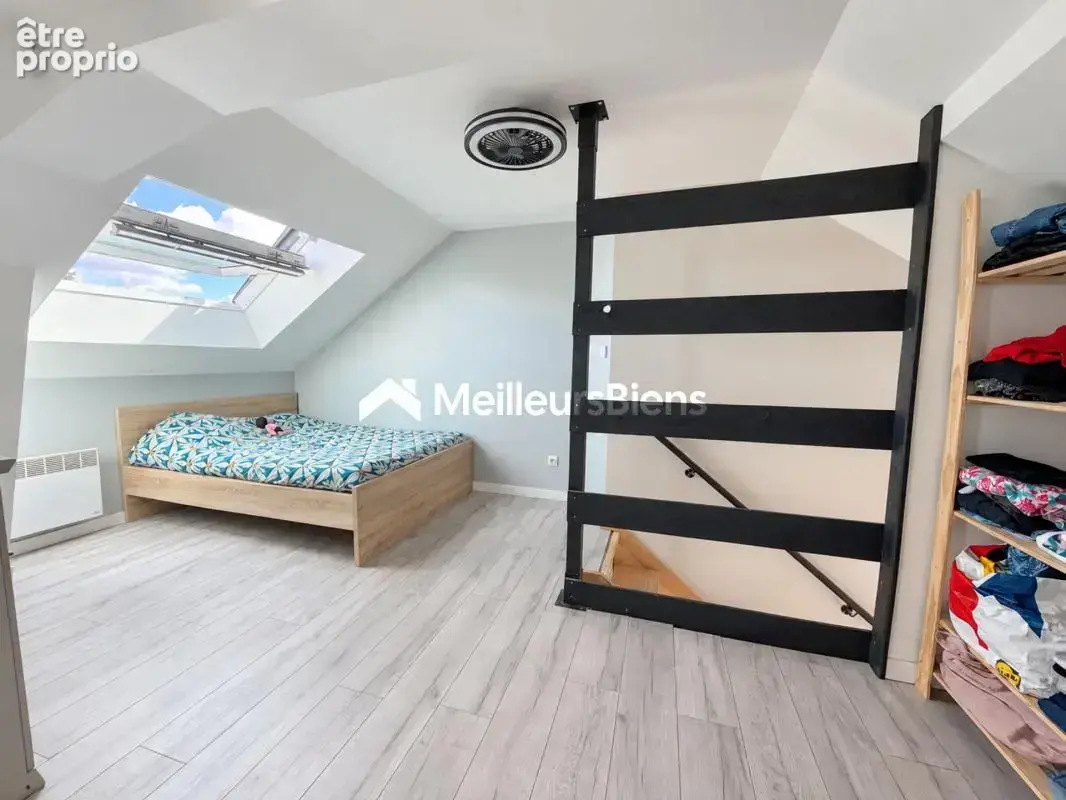VAIGES – Maison – 3 chambres + bureau – Garage 65 m² – Terrain 717 m² - photo 12