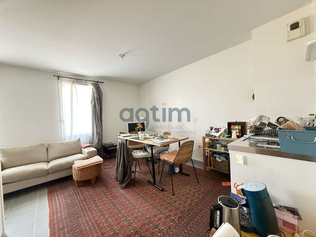 MONTAIGU CENTRE   Studio idéal investissement ou premier achat ! - photo 2