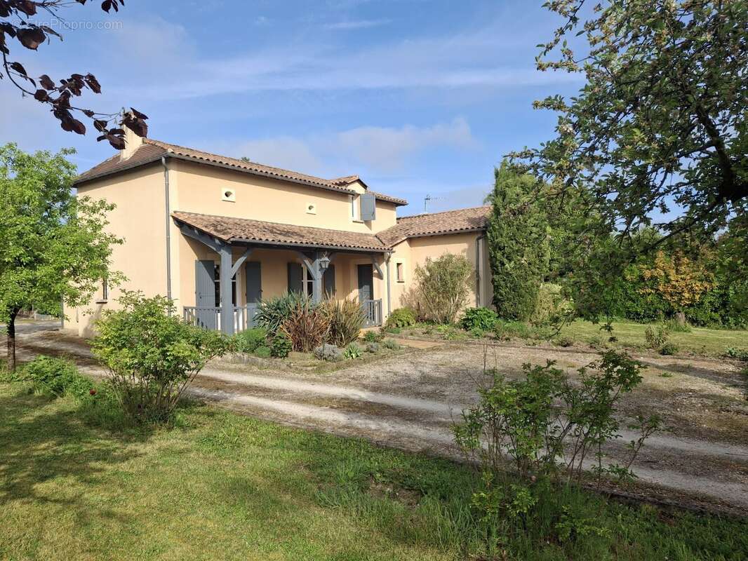 Maison à ISSIGEAC