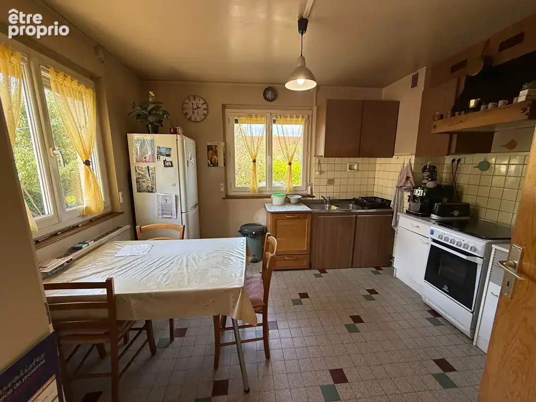 A vendre à Bons en Chablais Maison à rénover de 150 m² utiles avec sous-sol complet et annexes - photo 8