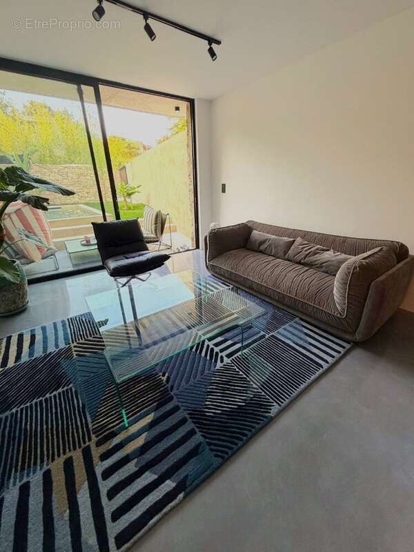 Superbe maison de caractère neuve à 20 minutes d'Uzès Vue panoramique, piscine et cadre de vie exceptionnel ! - photo 15