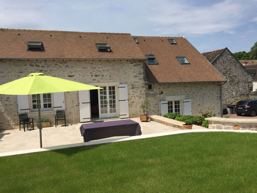 Photo 1 - Maison à CHAILLY-EN-BIERE