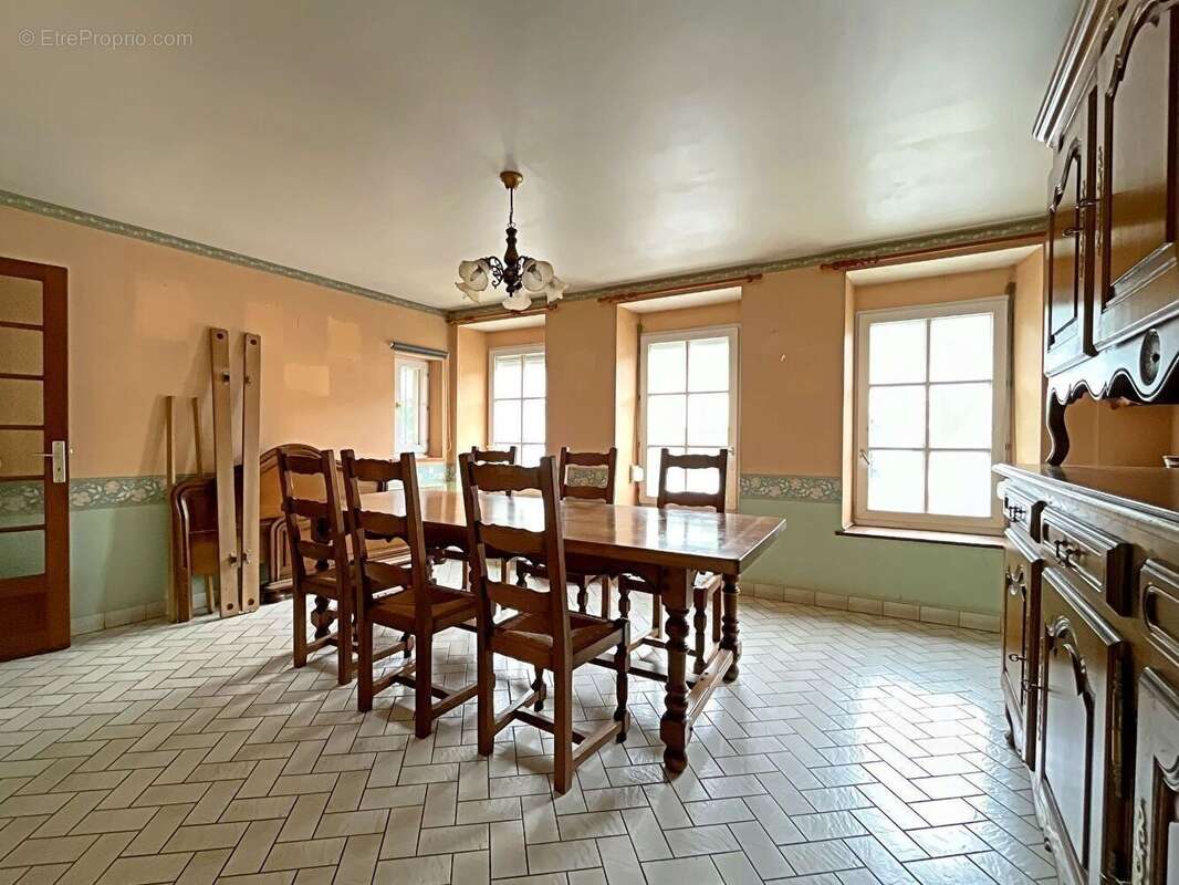 Maison à SIGNY-L&#039;ABBAYE