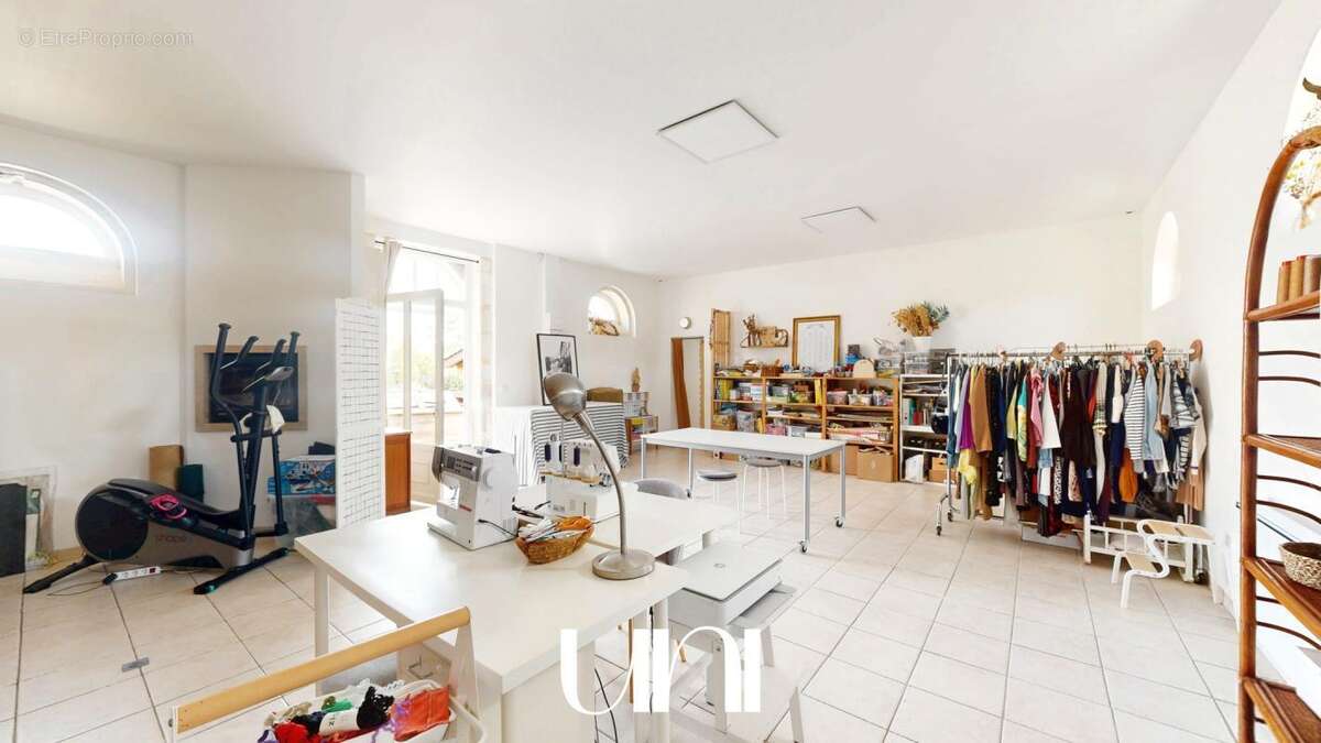 Maison à CLINCHAMPS-SUR-ORNE