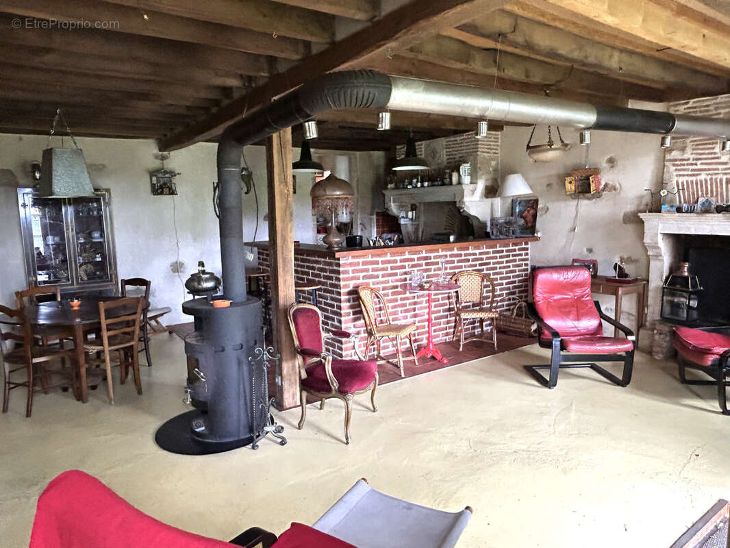 Maison à SAINT-BENIN-DES-BOIS