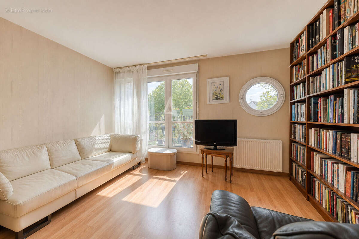 Appartement à BUSSY-SAINT-GEORGES