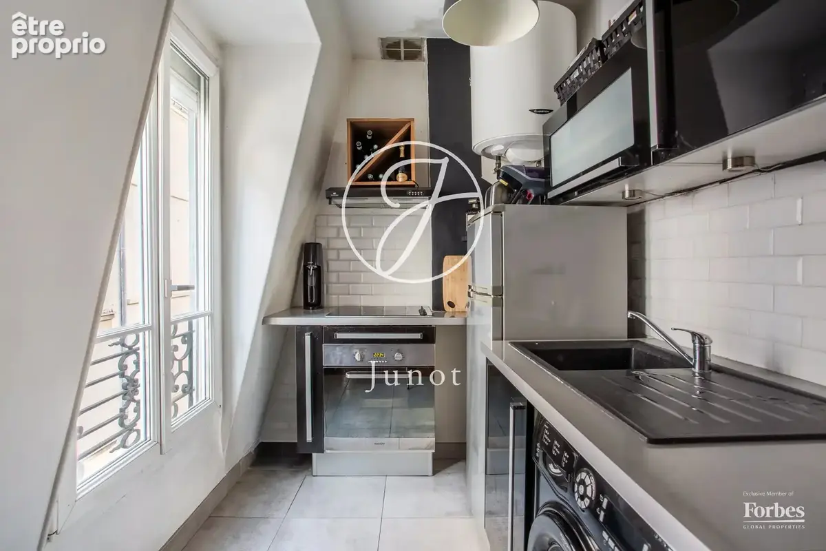 Paris 18e - DAMRÉMONT / MONTCALM - Appartement - 32,7m² Carrez - 1 chambre - Dernier étage - photo 5