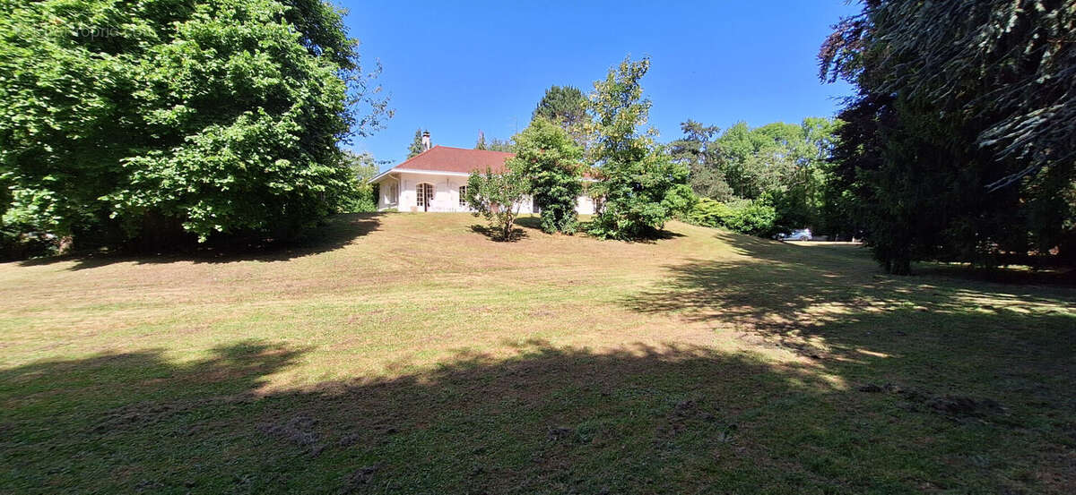 Maison 204m² à bourg-en-bresse - photo 5