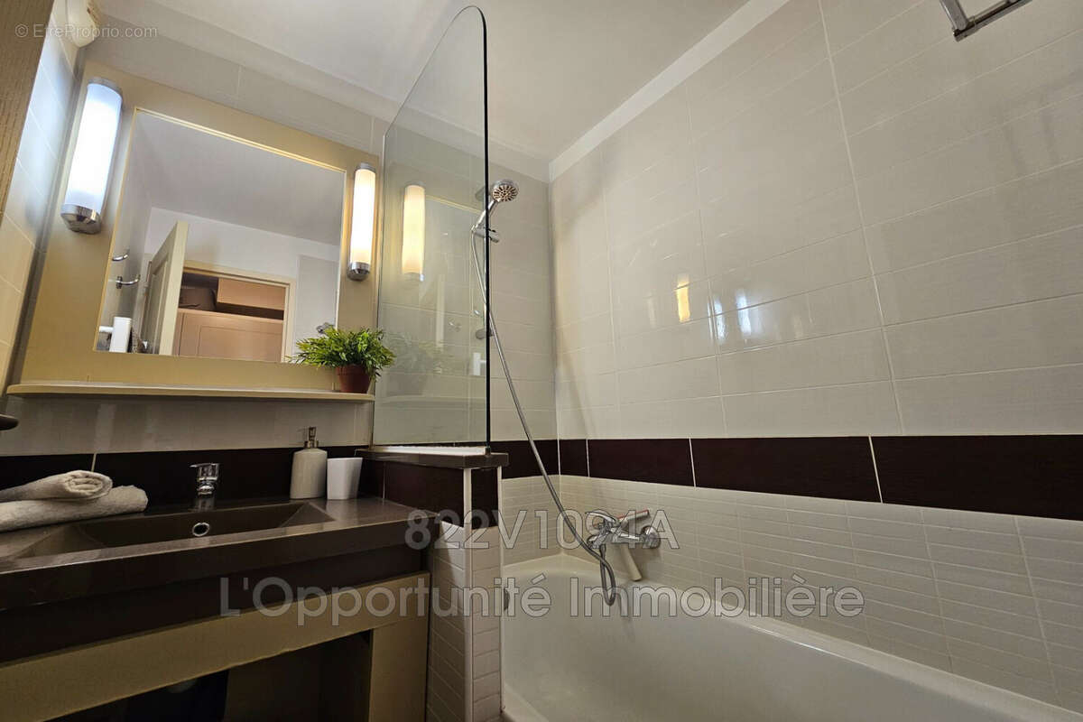 Appartement à SAINT-RAPHAEL