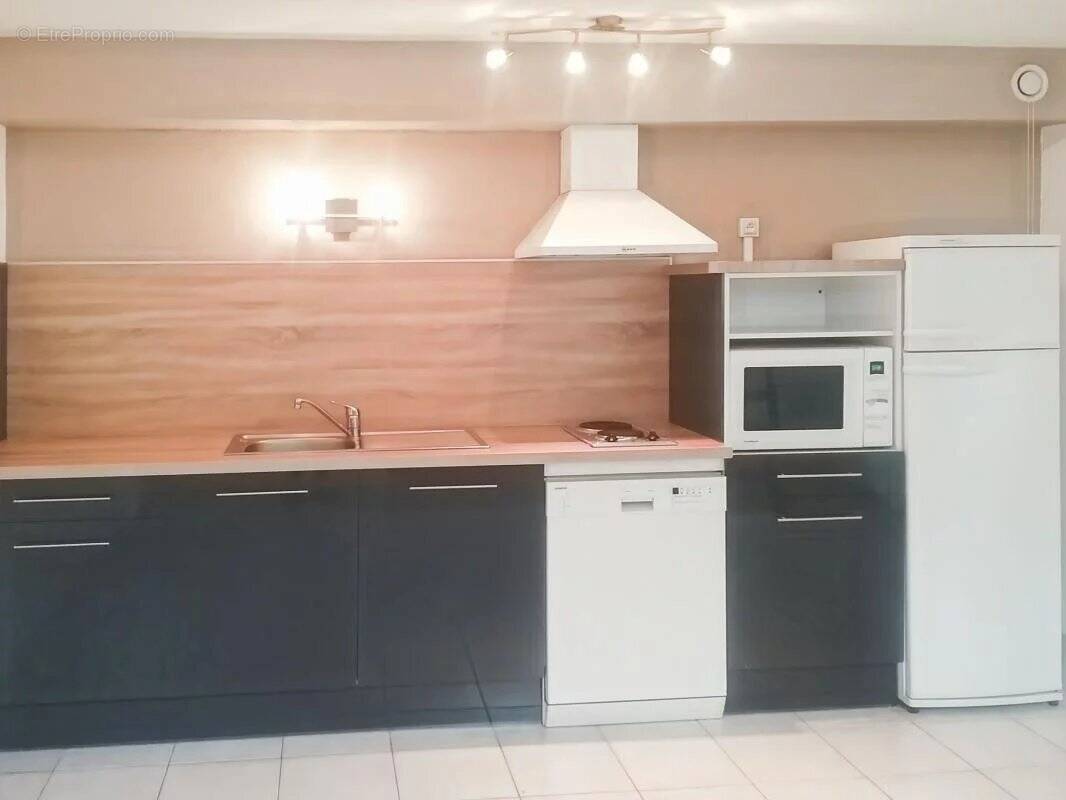 Appartement à VILLENEUVE-LES-AVIGNON