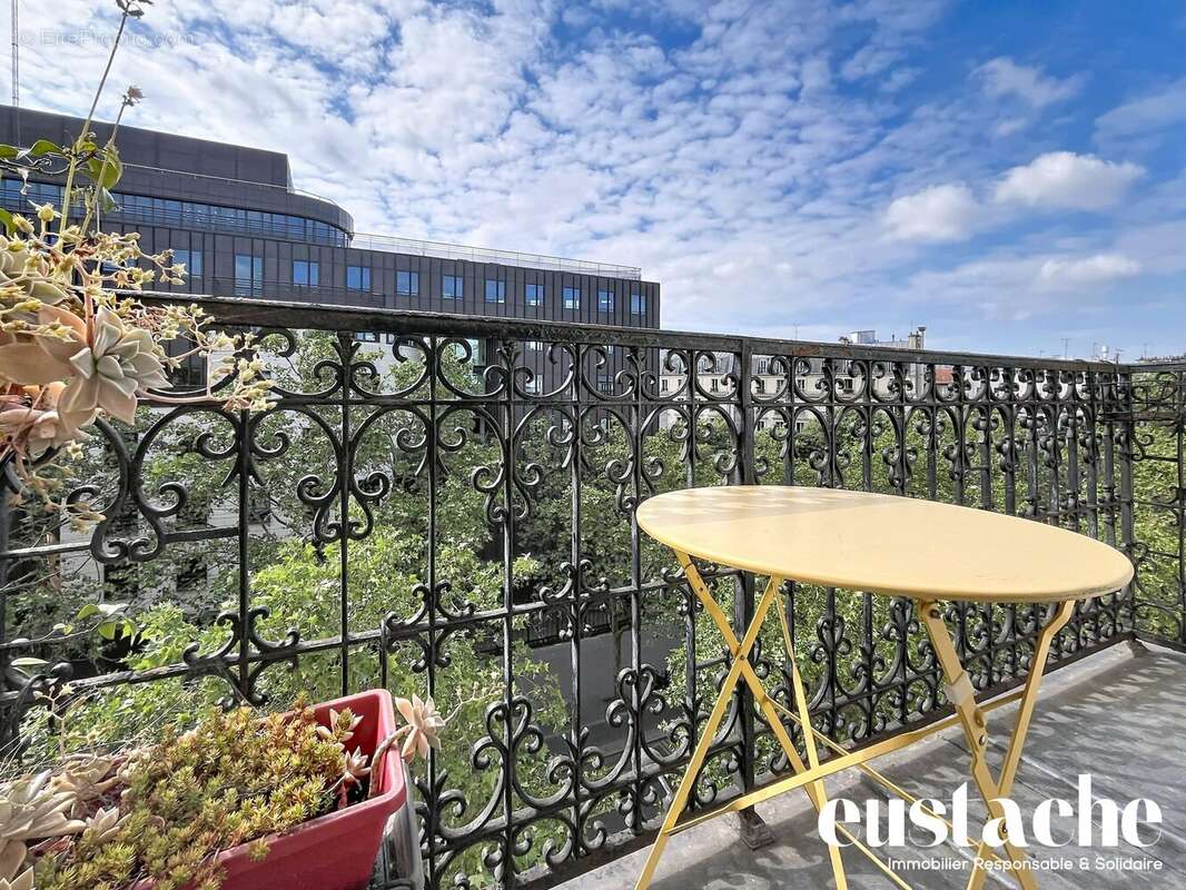 Appartement à PARIS-19E