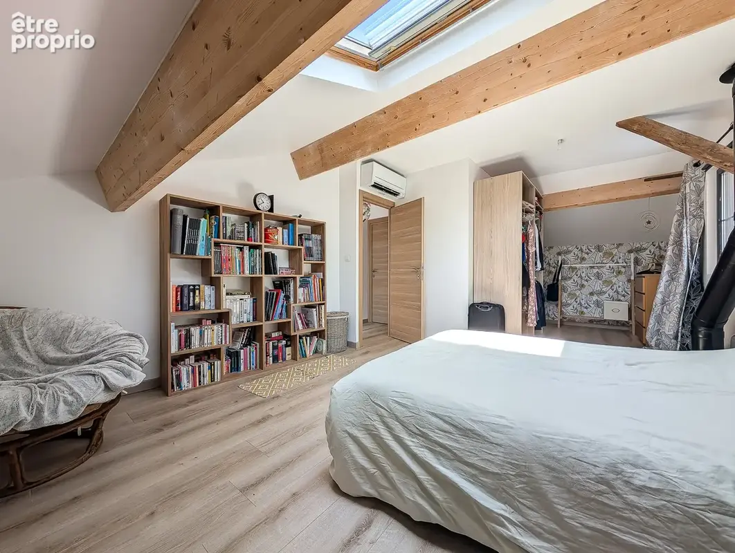 Villa de 140m2 avec 3 chambres en vente à Mareil-Le-Guyon - photo 6