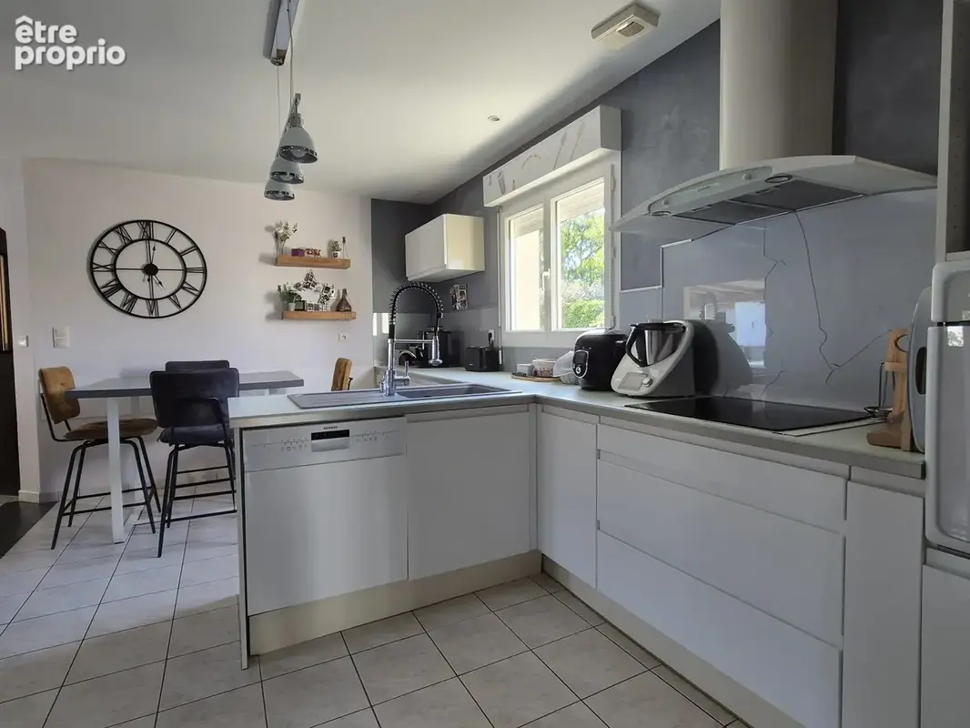 Maison 6 pièces 166 m² à vendre à Echire (79410) - photo 5