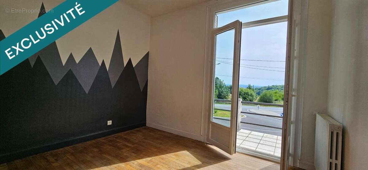 Photo 7 - Maison à NAVES