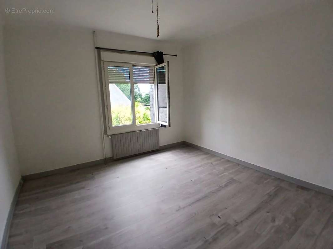 Maison 98 m² à Prat  - photo 7