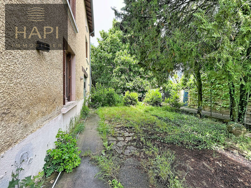 Maison à FRANCHEVILLE