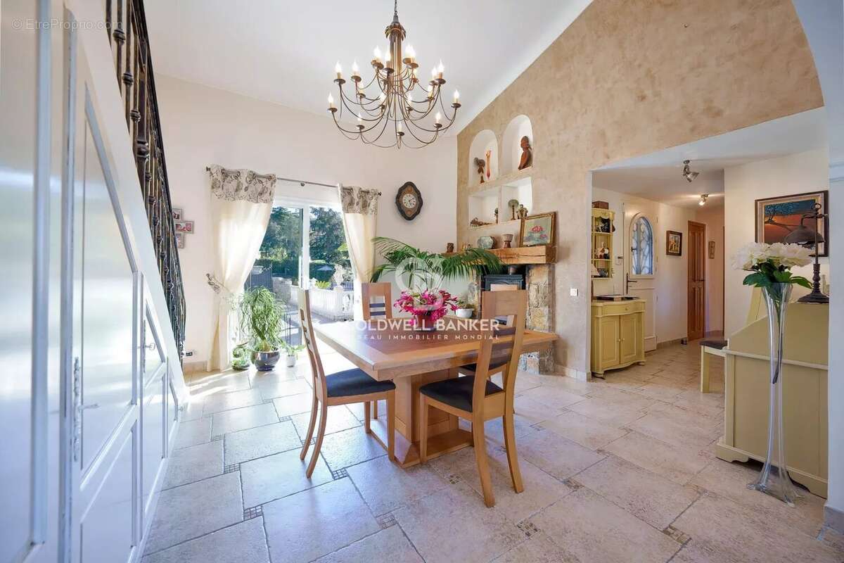 Maison à PEYMEINADE