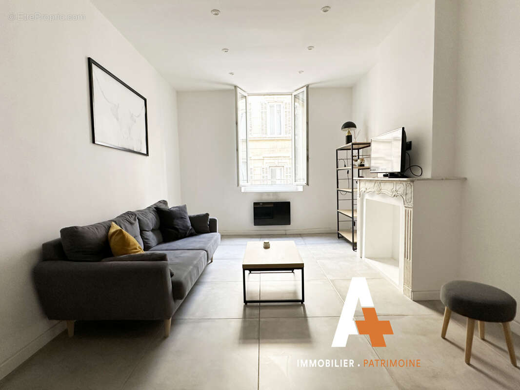 Appartement à MARSEILLE-6E