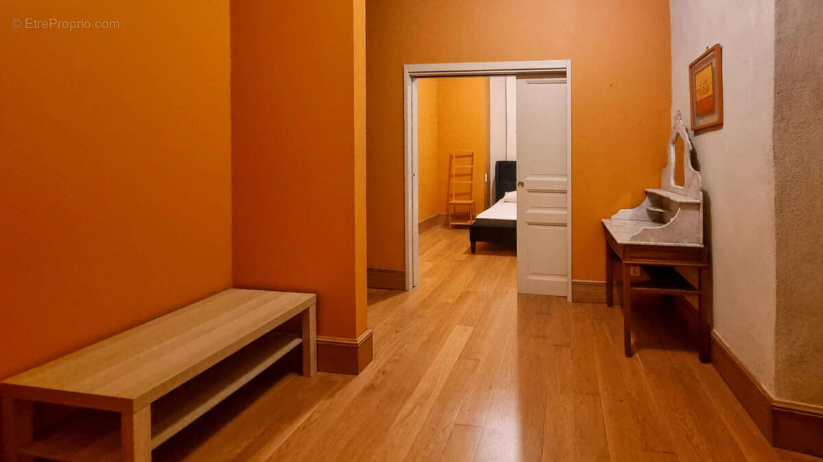 suite - Maison à SAISSAC