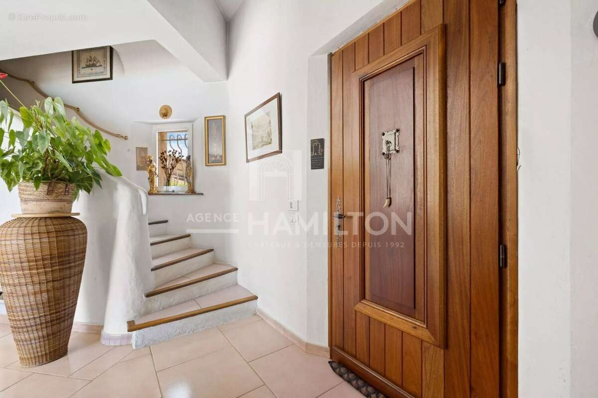 Maison à GRASSE
