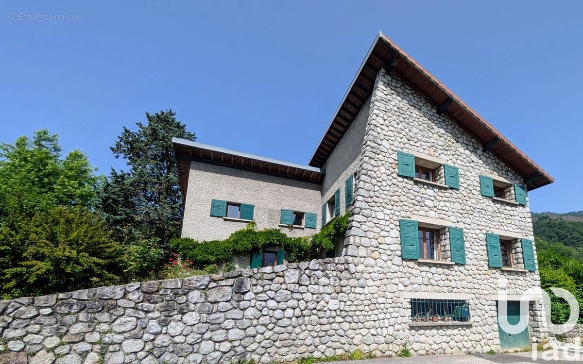 Photo 1 - Maison à ALLEVARD