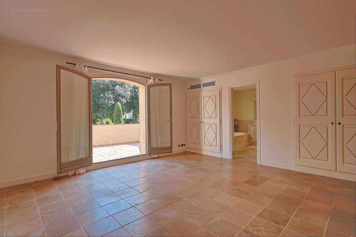 Maison à BIOT