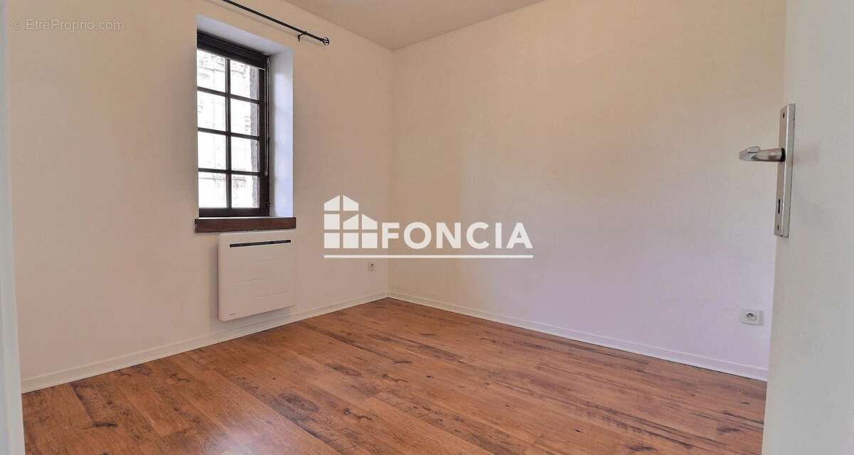 Appartement à SAINT-ETIENNE