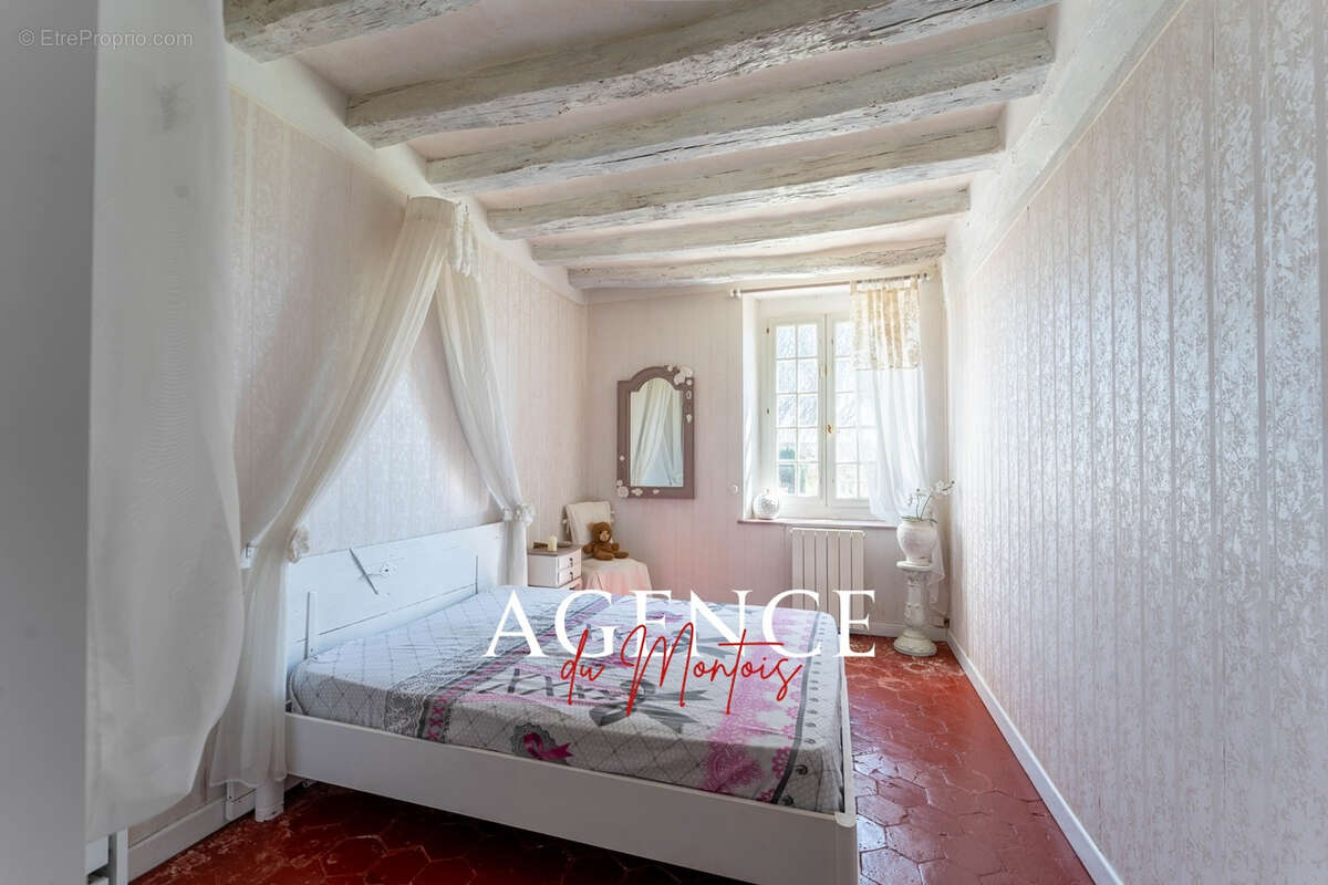 Maison à DONNEMARIE-DONTILLY