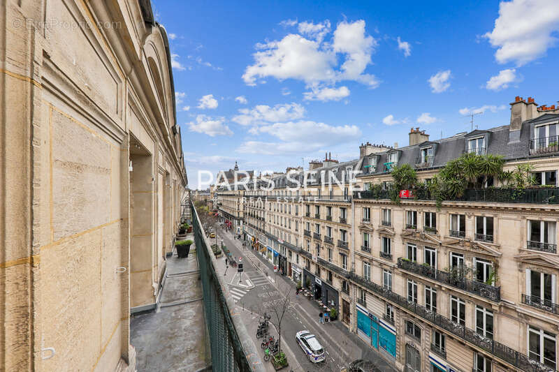 Appartement à PARIS-2E