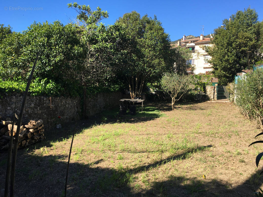 Maison à PLAN-DE-LA-TOUR