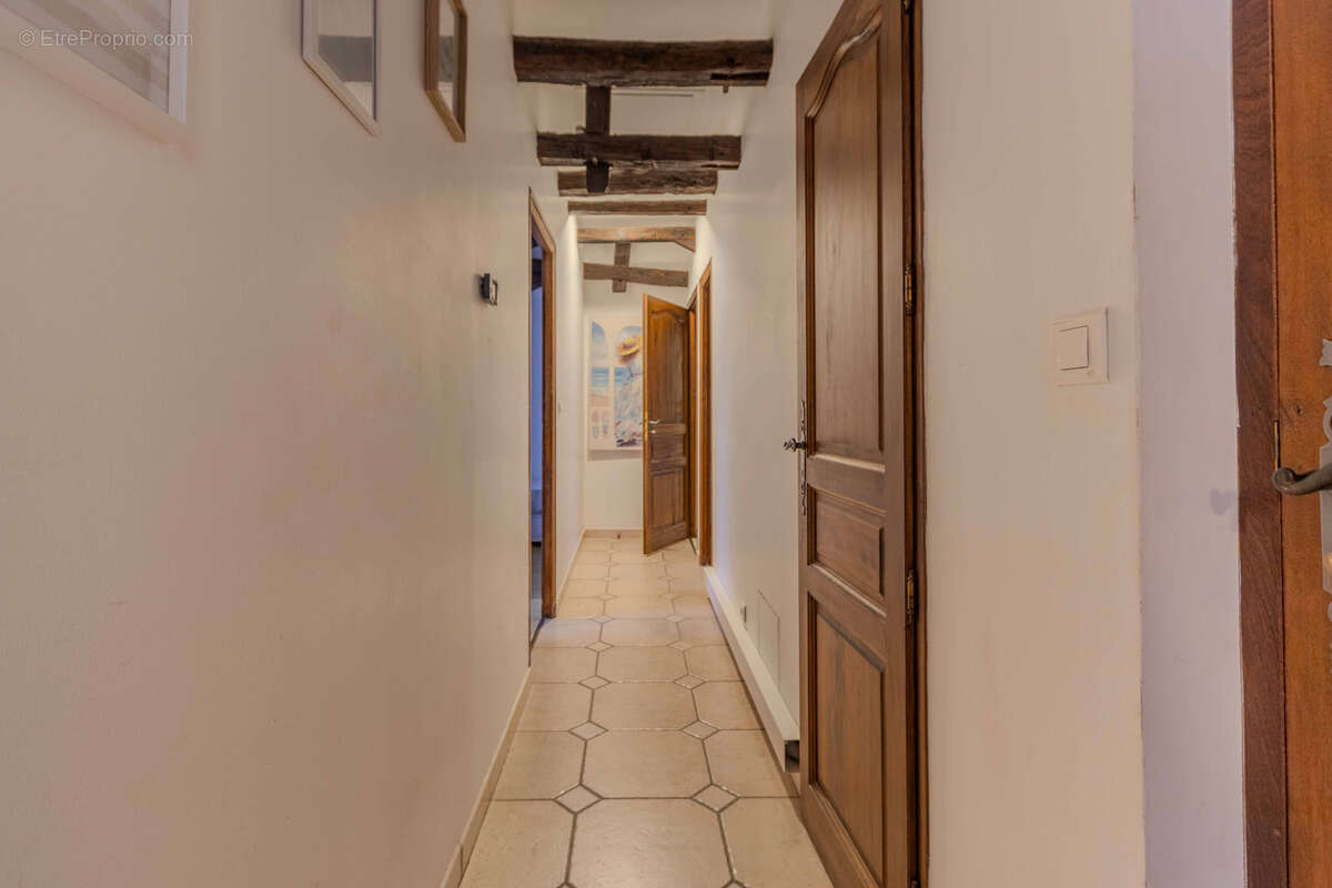 Appartement à BEYNAC-ET-CAZENAC